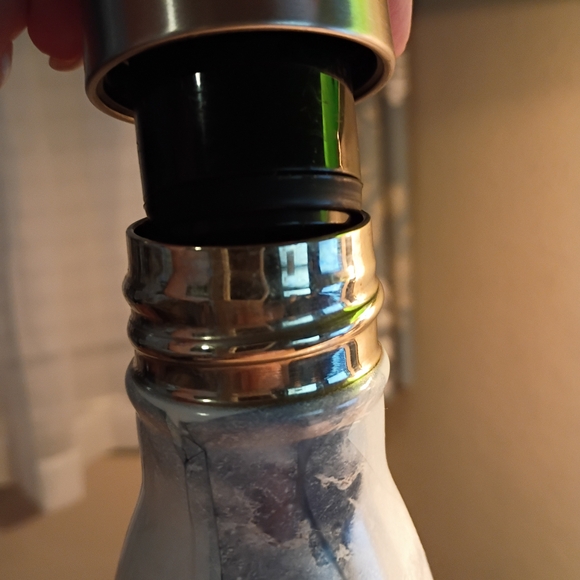 S'well Oceanic Swirl Bottle - Picture 5 of 12